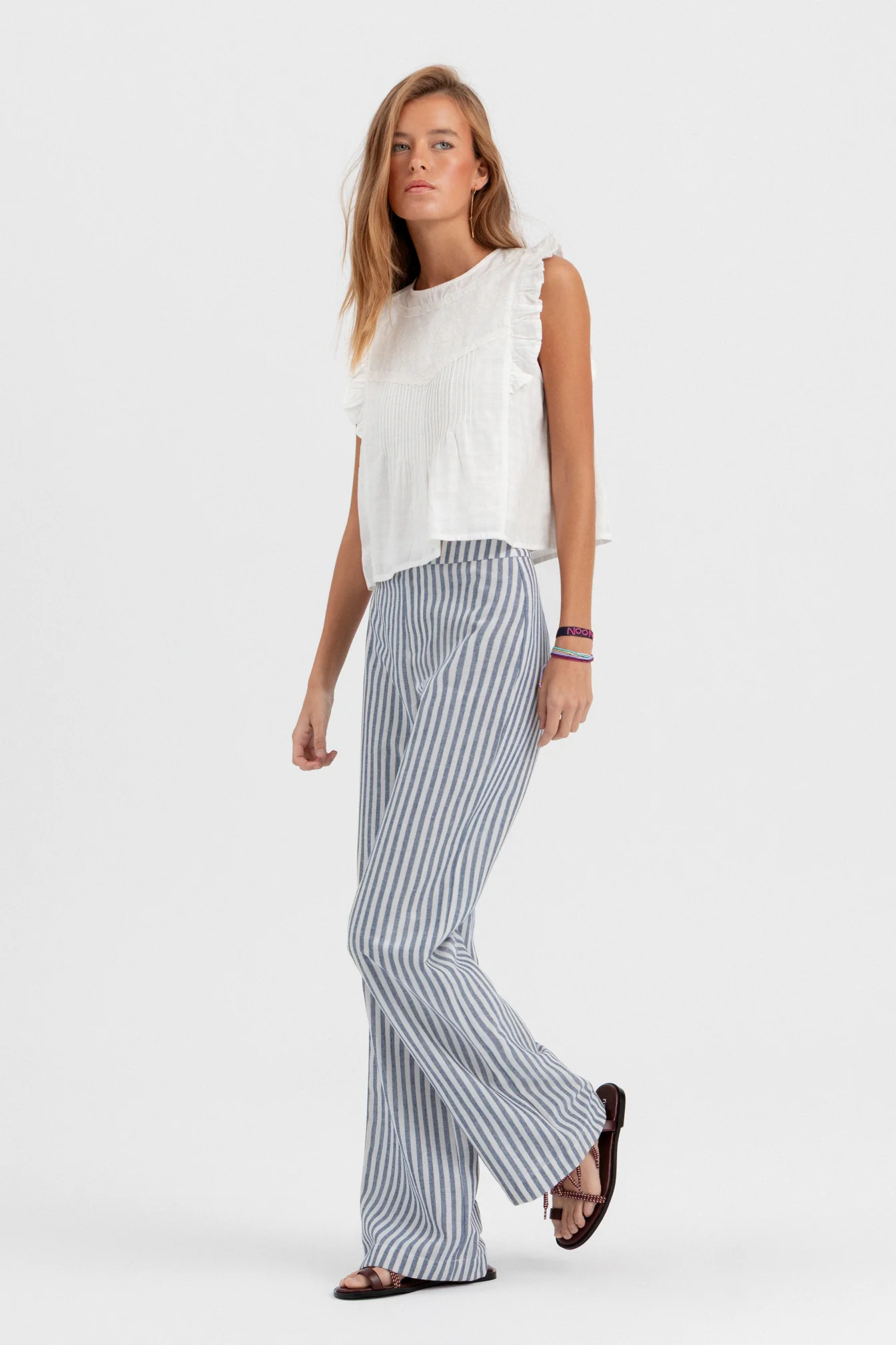 BLUSA BORDADA JARETAS - Image 14
