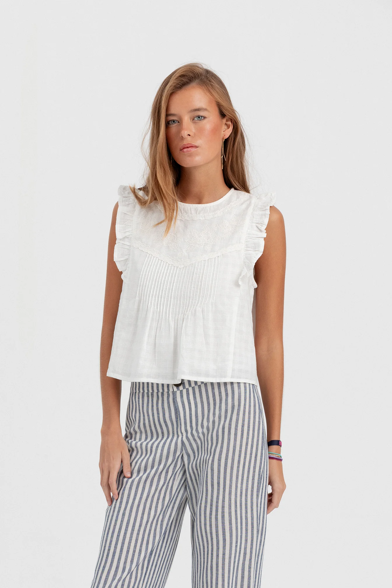 BLUSA BORDADA JARETAS - Image 8