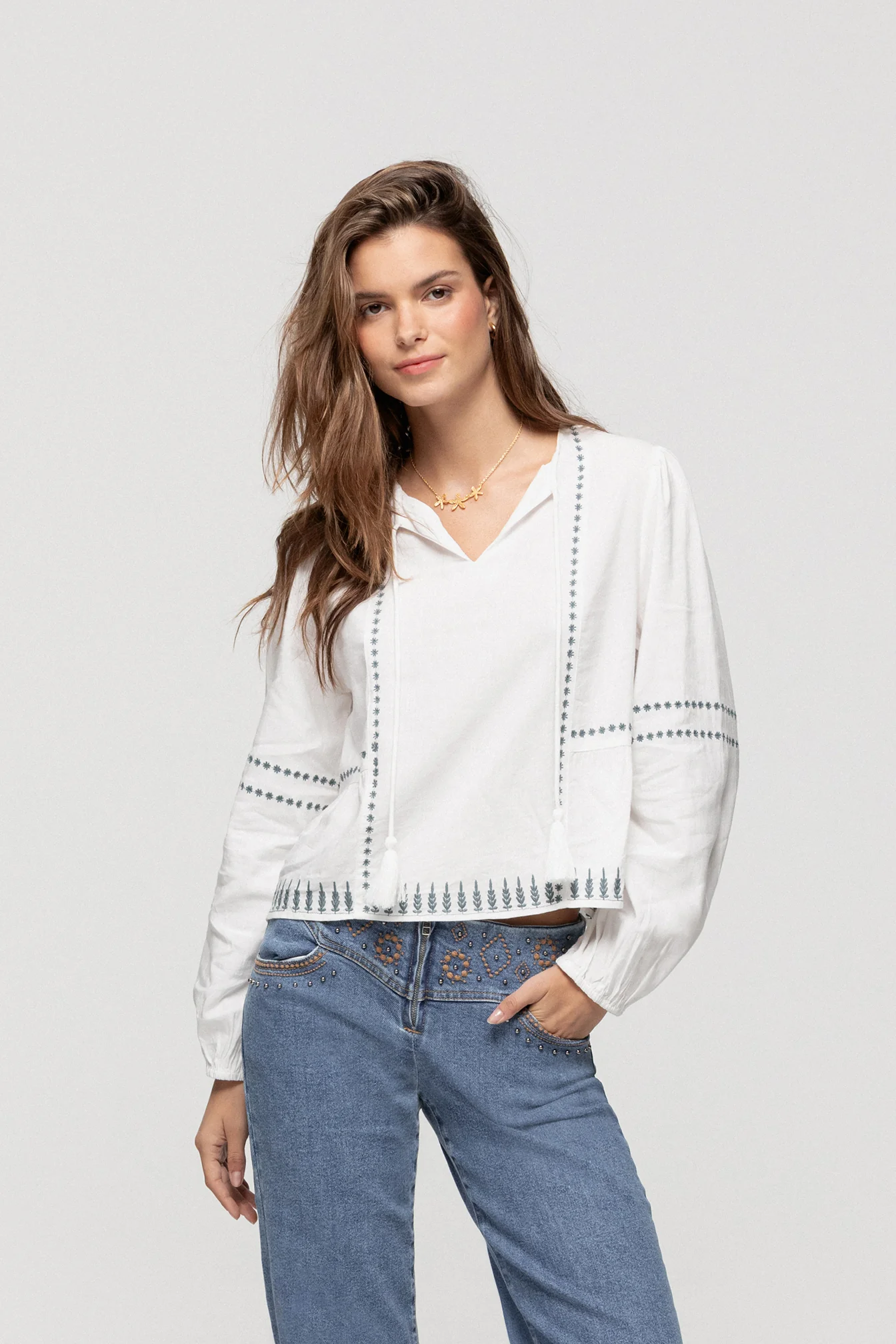 BLUSA BORDADOS CONTRASTE - Image 3