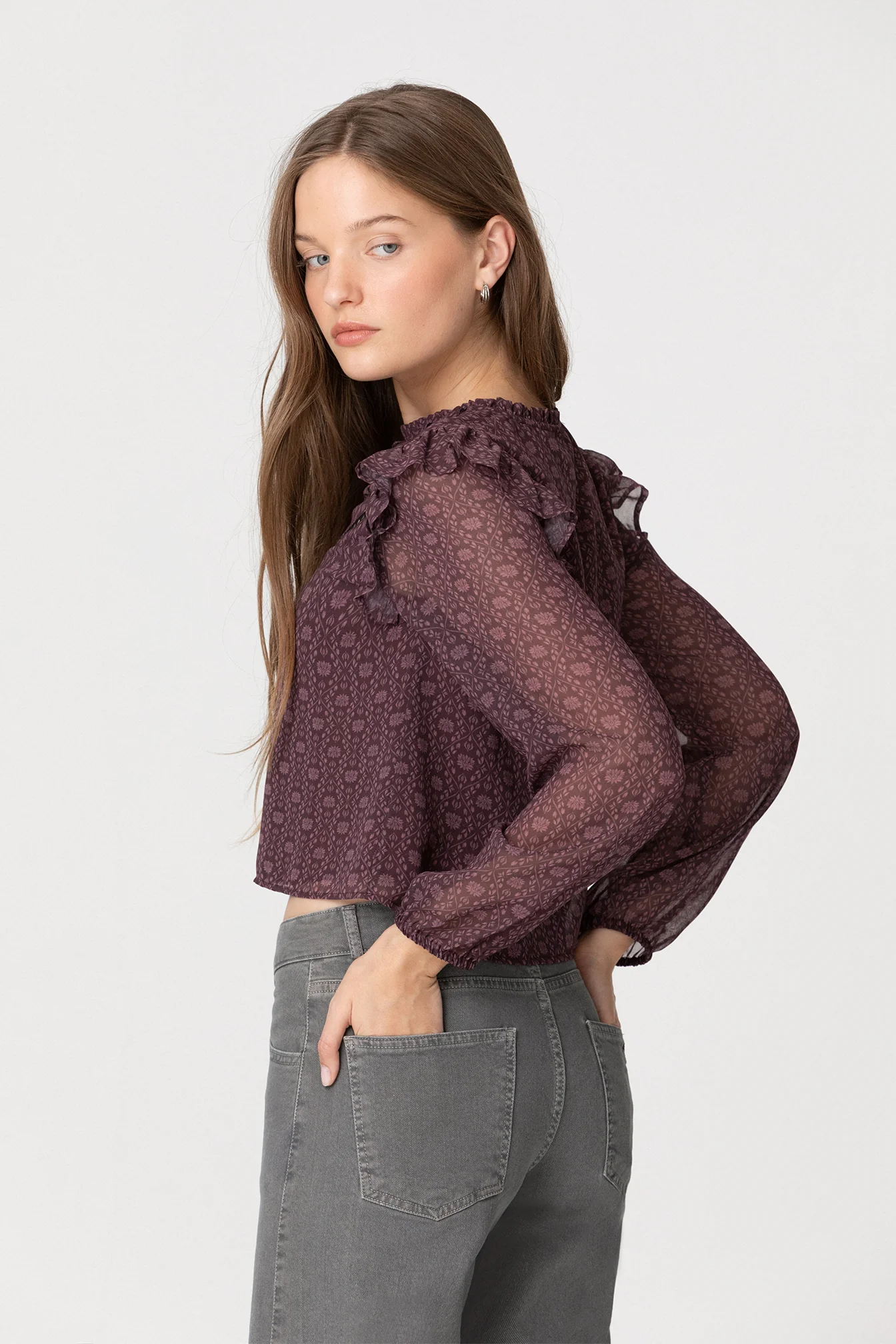 BLUSA ESTAMPADA DETALLE ENTREDOS - Image 5