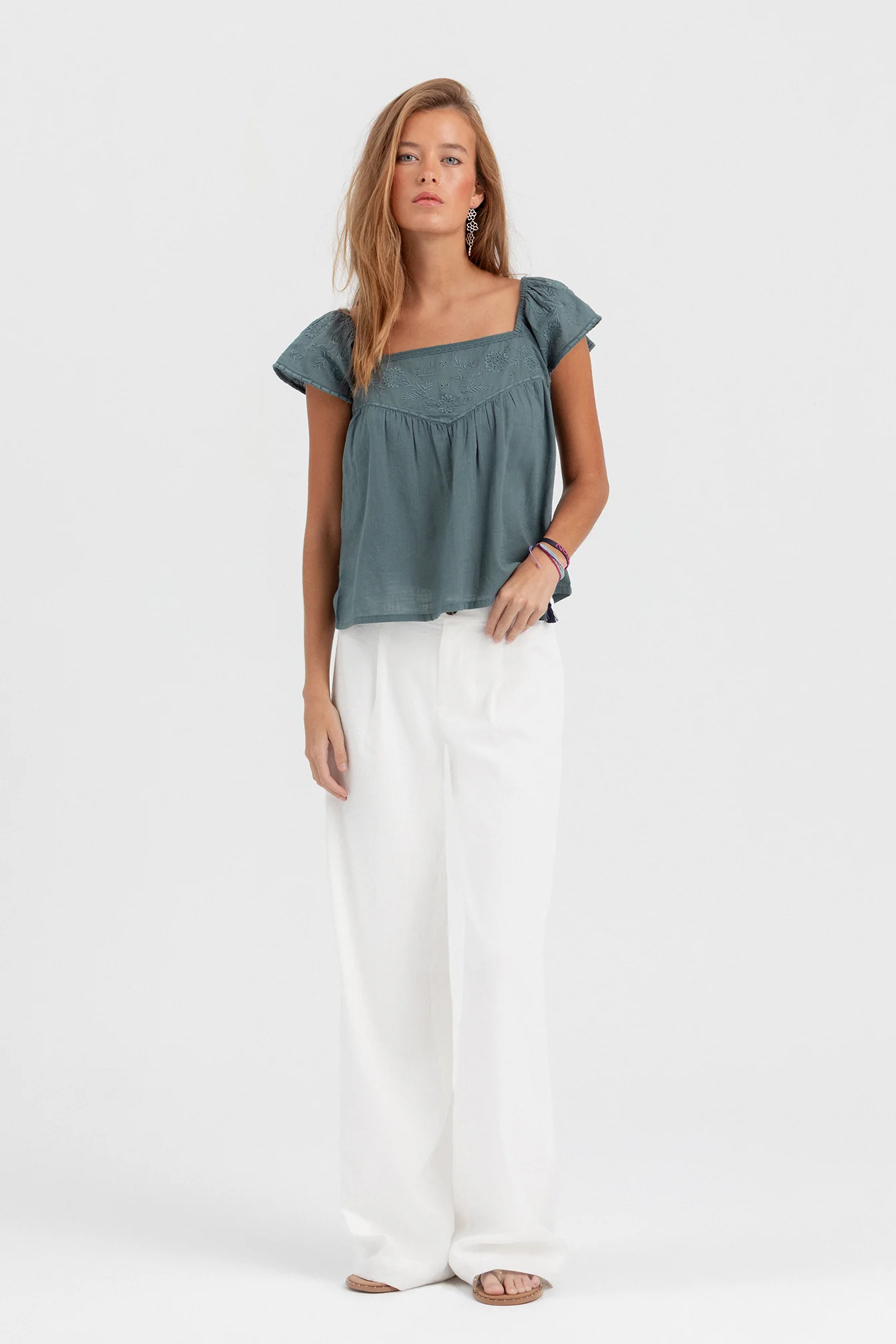 BLUSA FLUIDA DETALLE BORDADO - Image 7