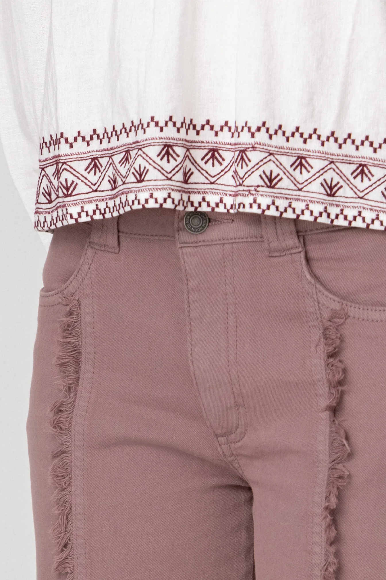 BLUSA JARETAS BORDADO - Image 9
