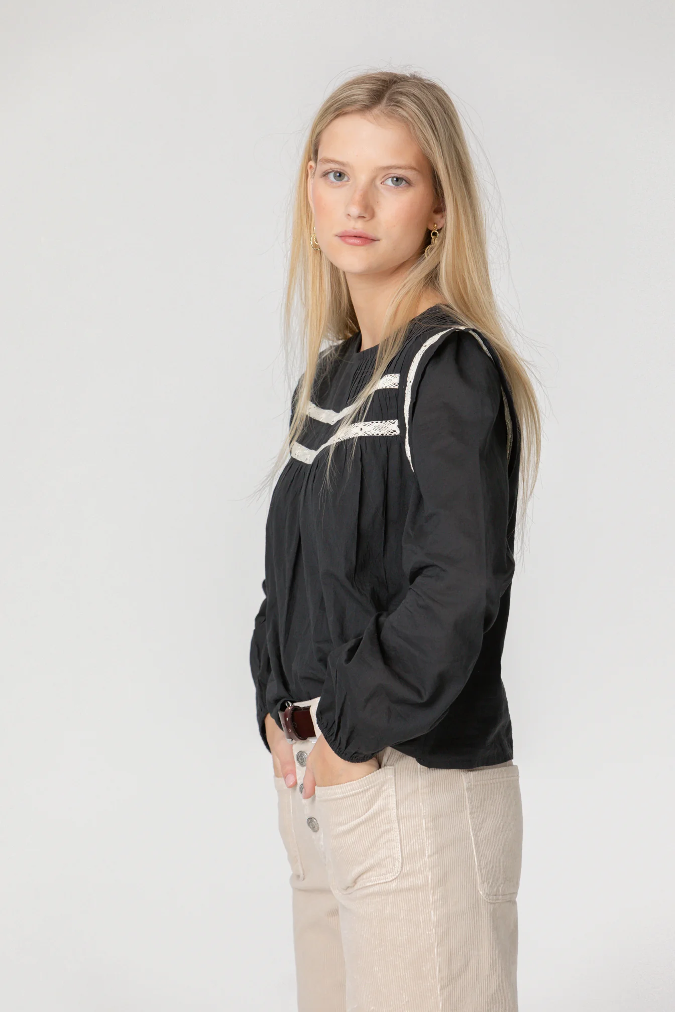 BLUSA JARETAS CONTRASTE - Image 4