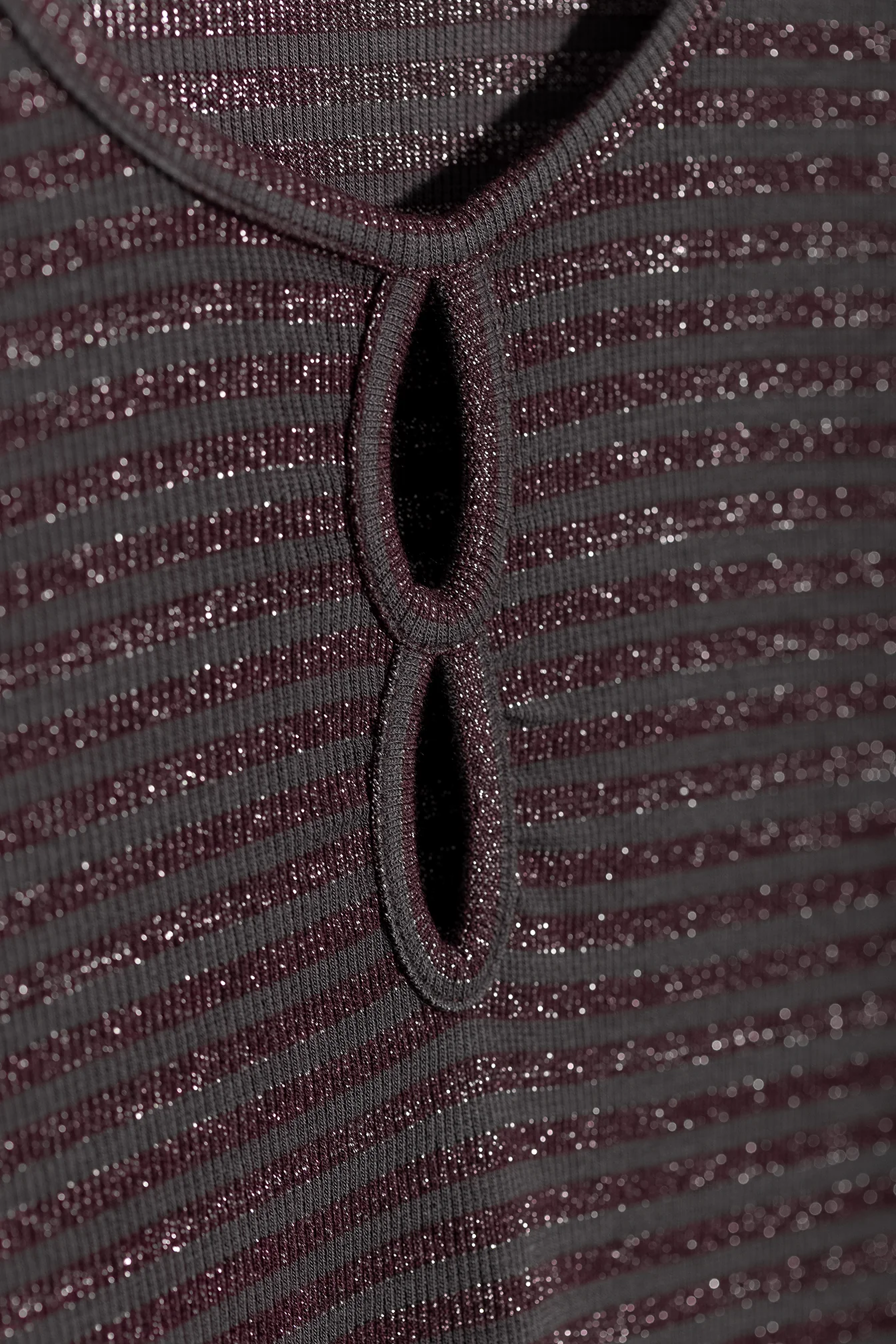 CAMISETA ABERTURA FRONTAL - Image 8