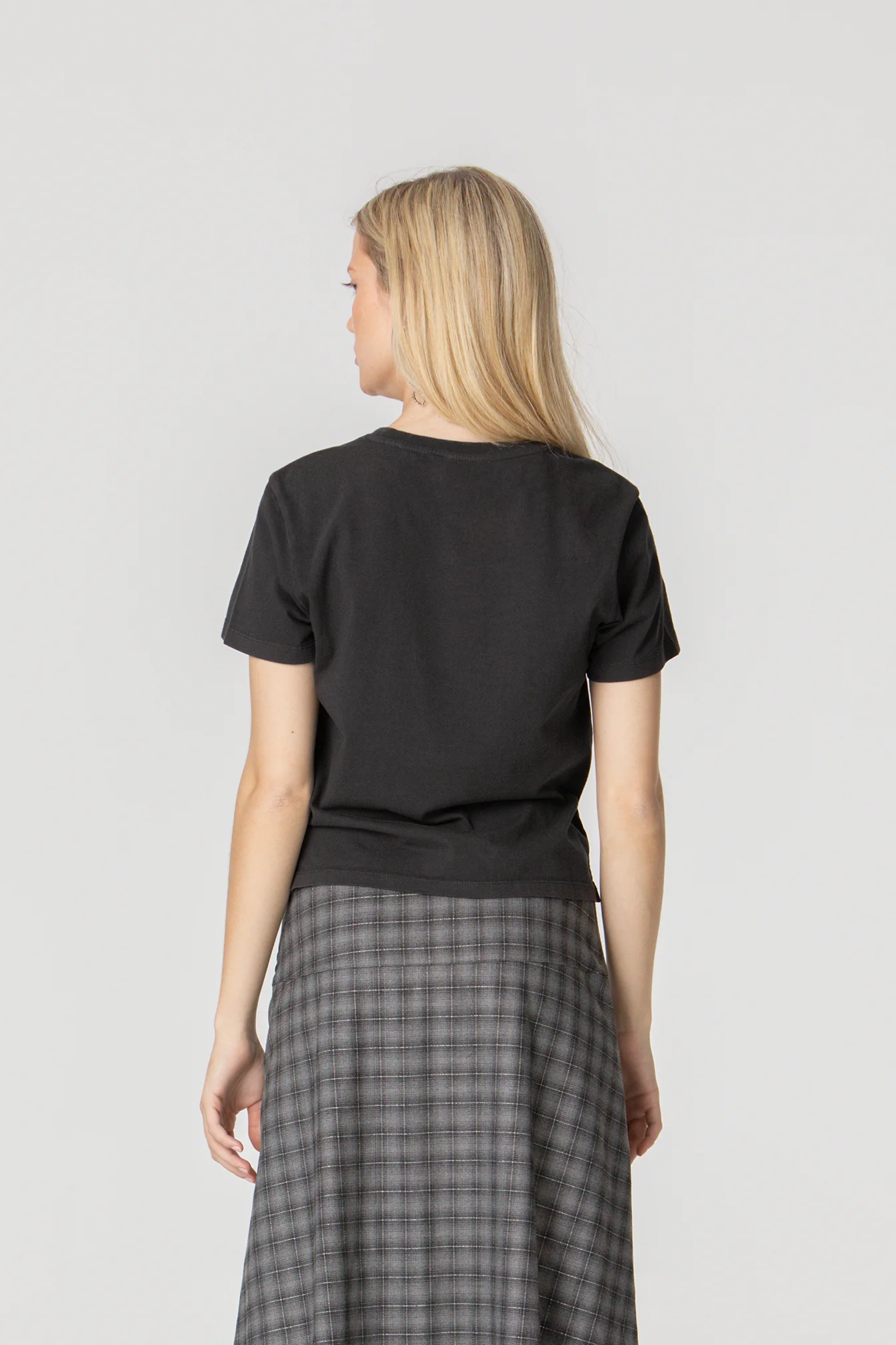 CAMISETA MANGA CORTA BASIC - Image 10