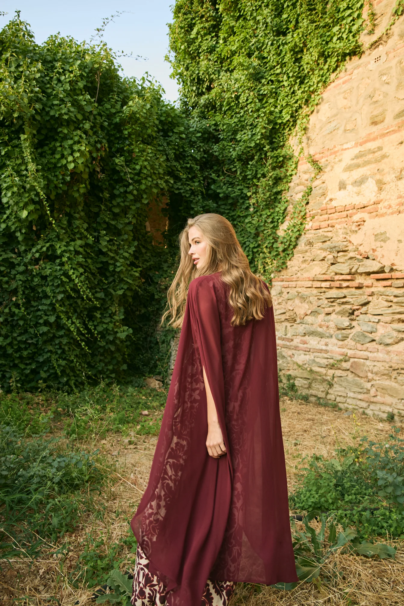 CAPA LARGA - Image 3