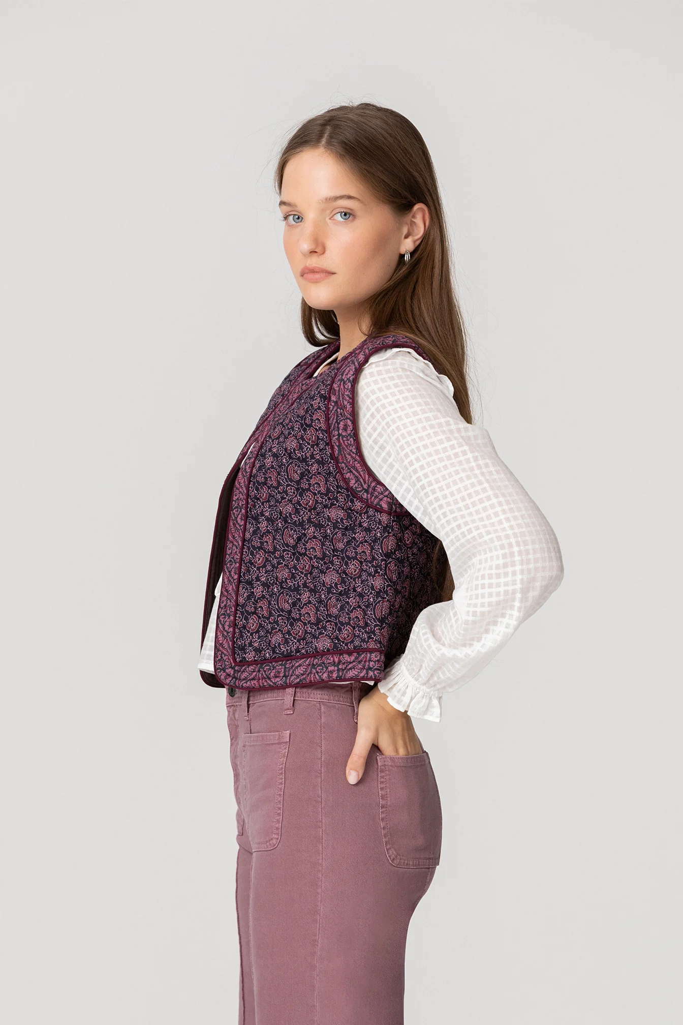 CHALECO ENGUATADO ESTAMPADO - Image 3