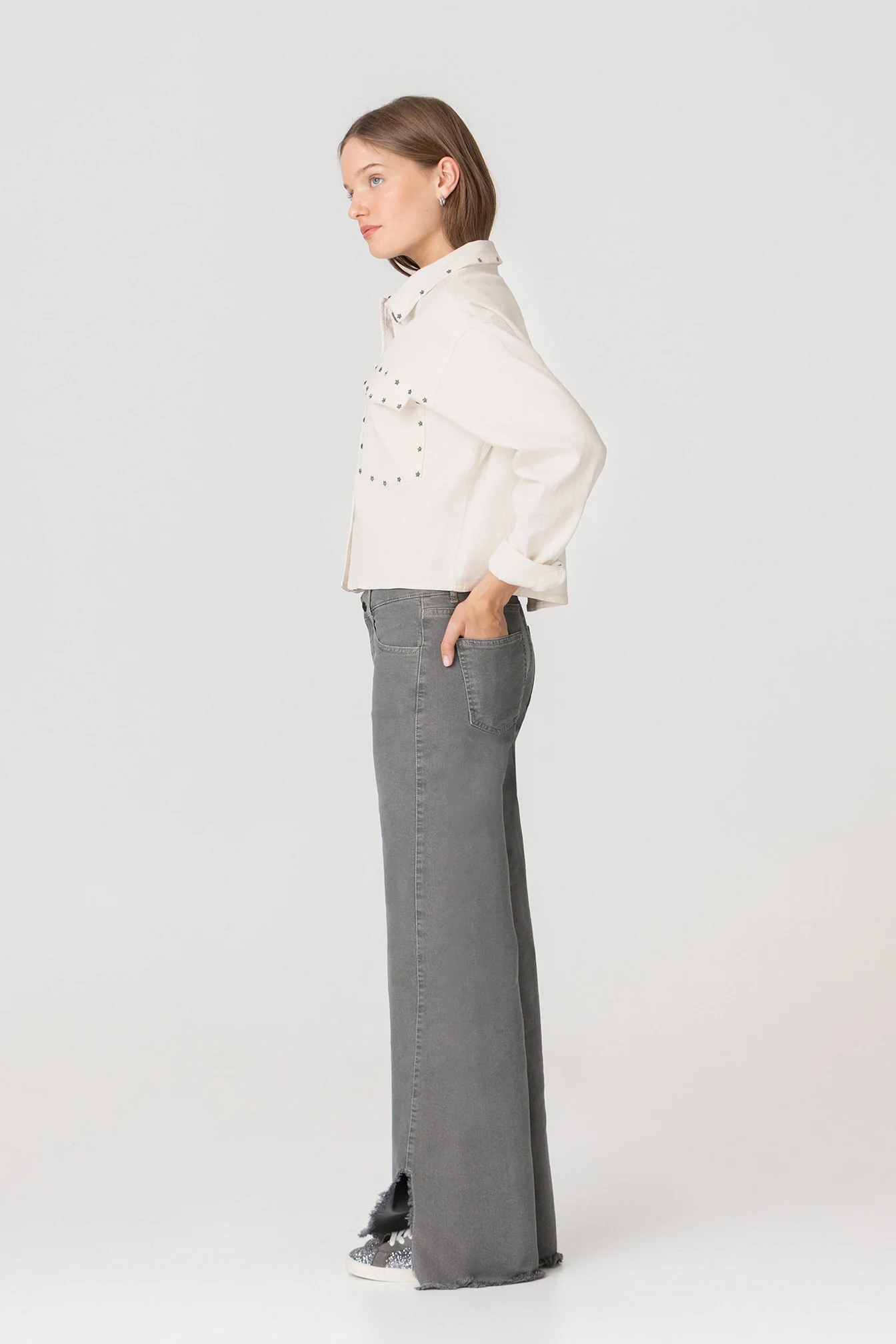 CHAQUETA DENIM TACHAS ESTRELLAS - Image 4