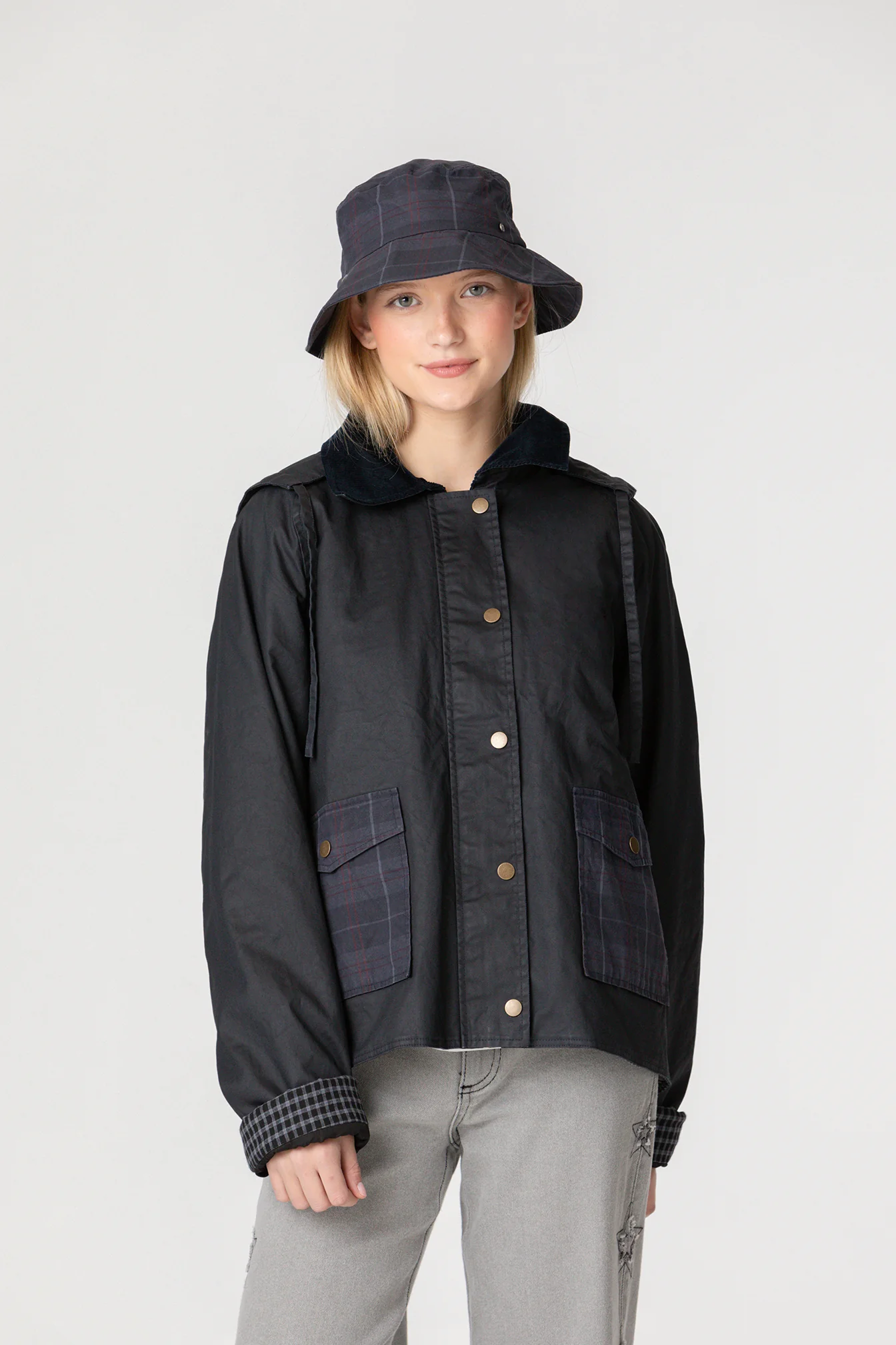 GORRO BUCKET CUADROS - Image 5
