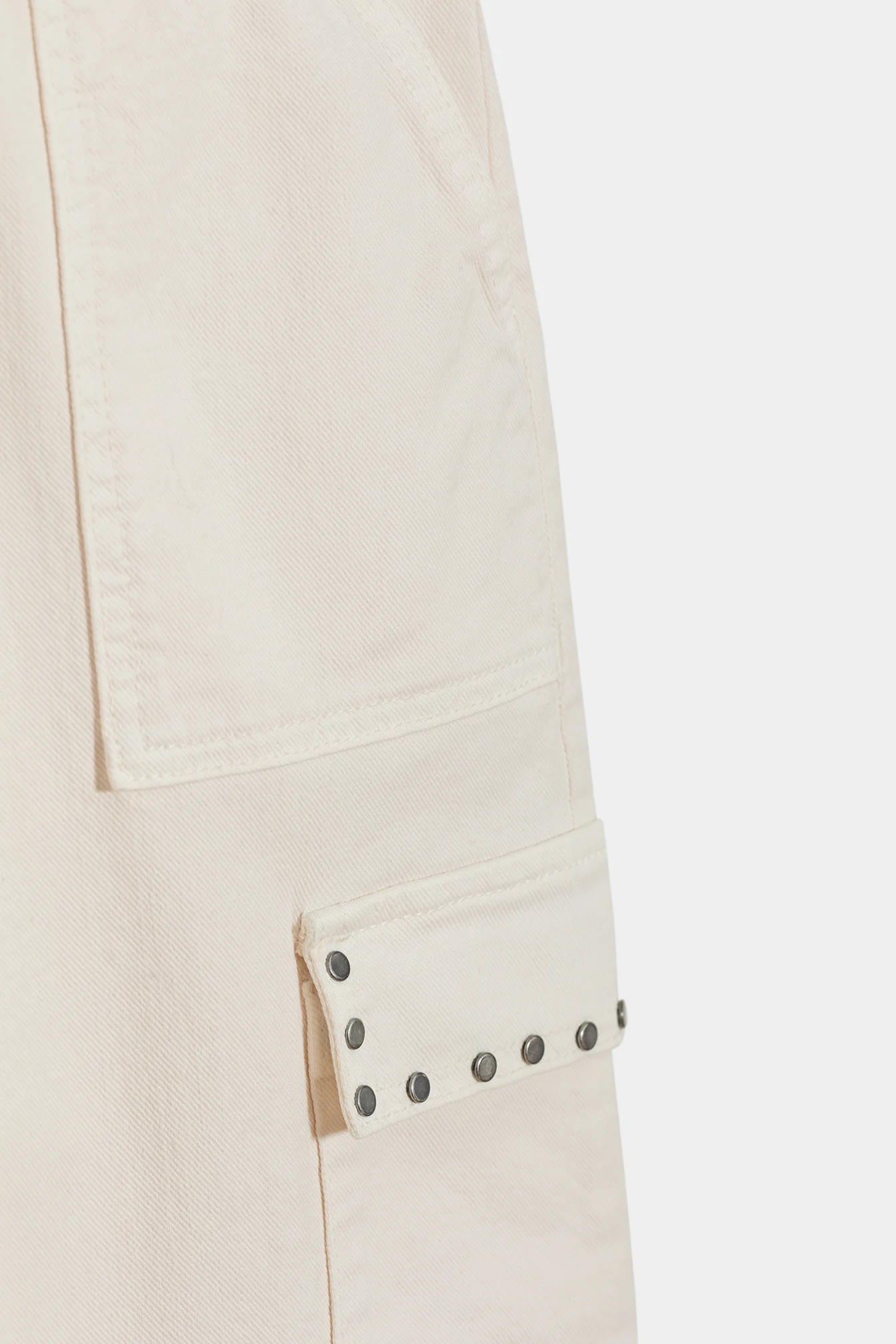 JEANS CULOTTE CARGO TACHAS - Image 5