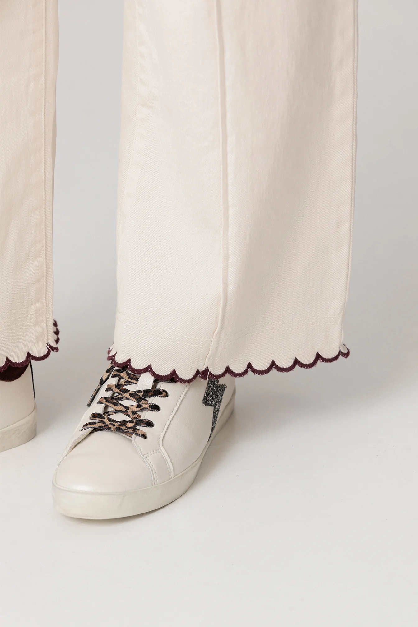 JEANS ONDAS CONTRASTE - Image 10