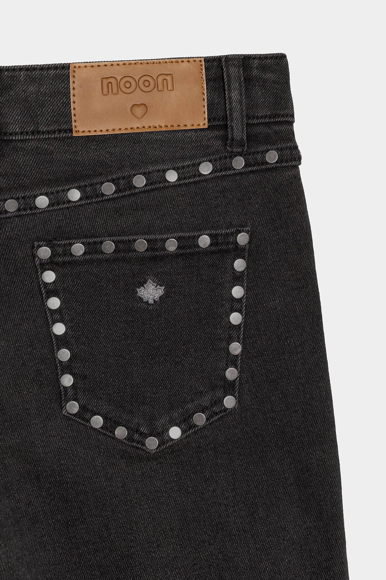 JEANS TACHUELAS CANESU - Image 9