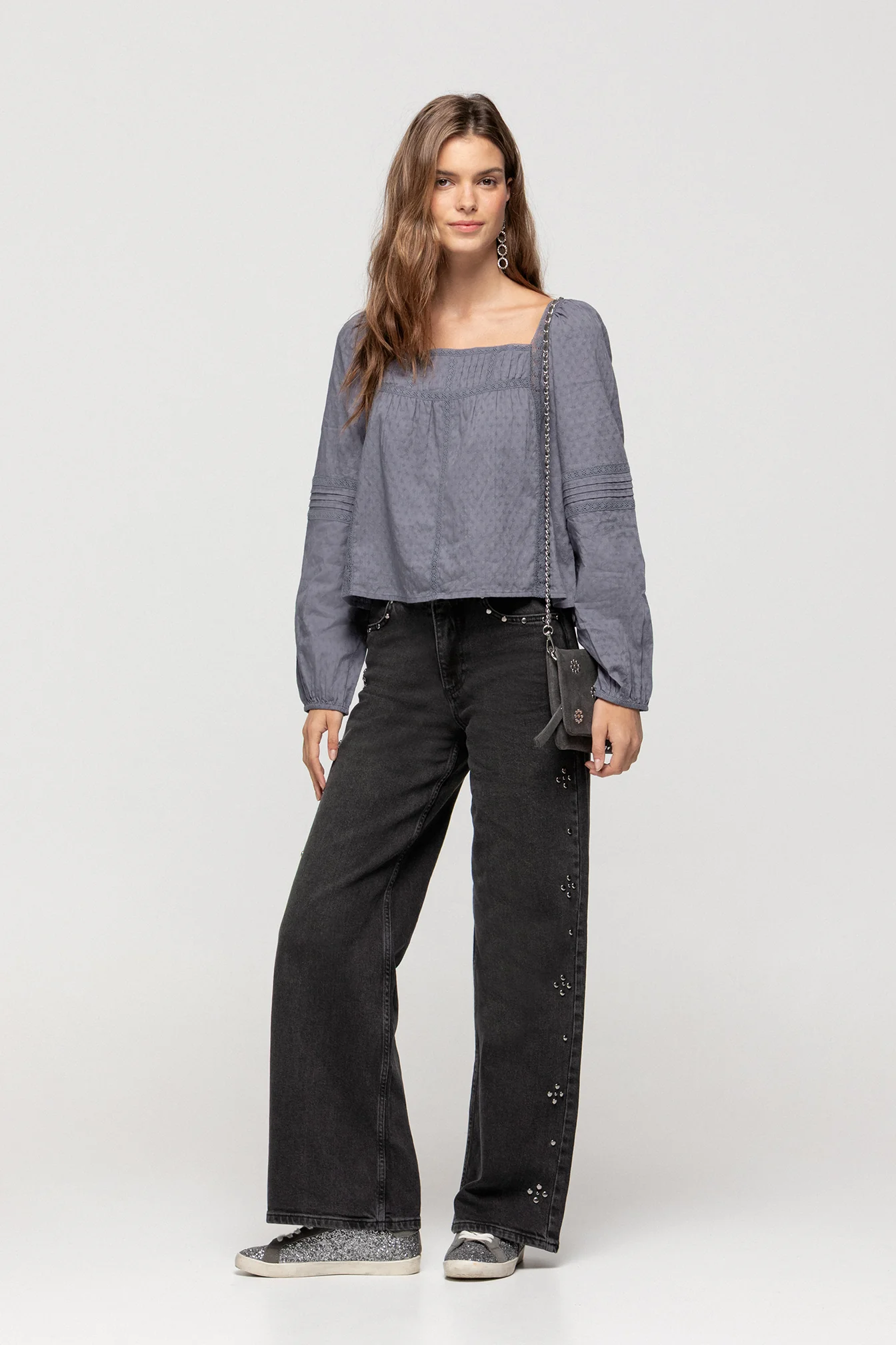 JEANS TACHUELAS SIN CINTURILLA - Image 5