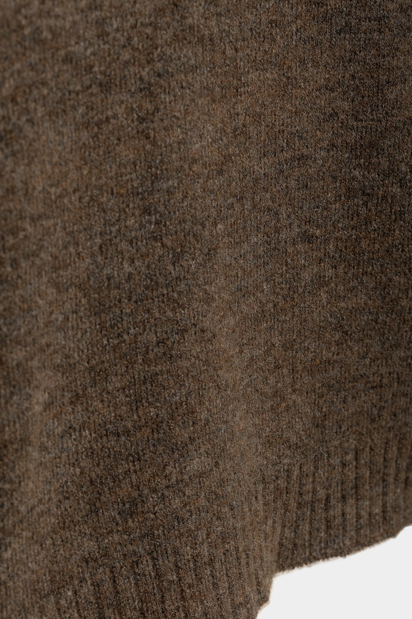 JERSEY CUELLO CAJA - Image 9