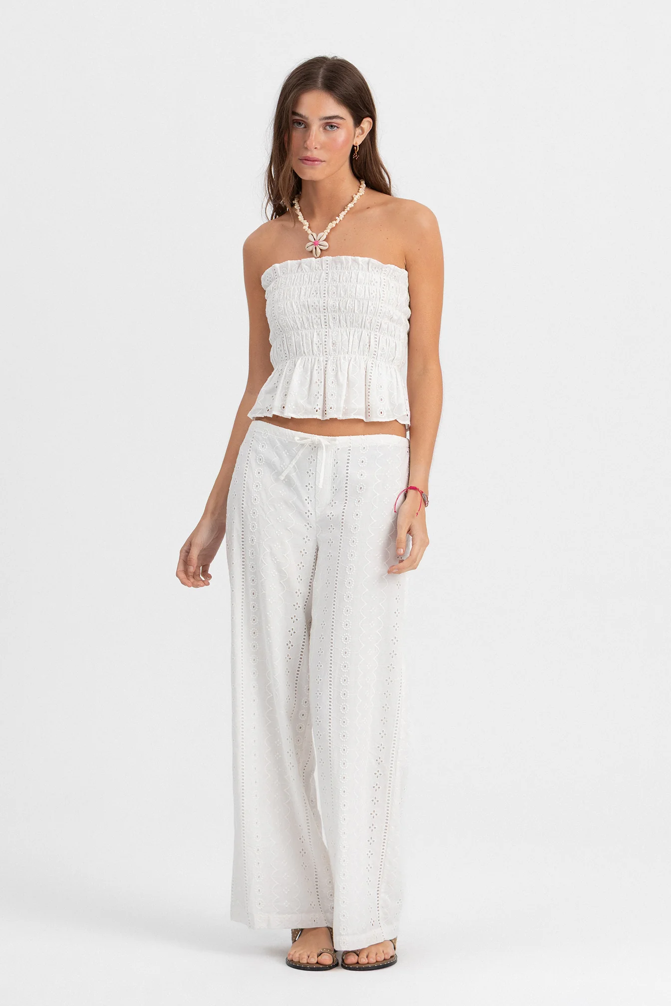PANTALON BORDADO SUIZO