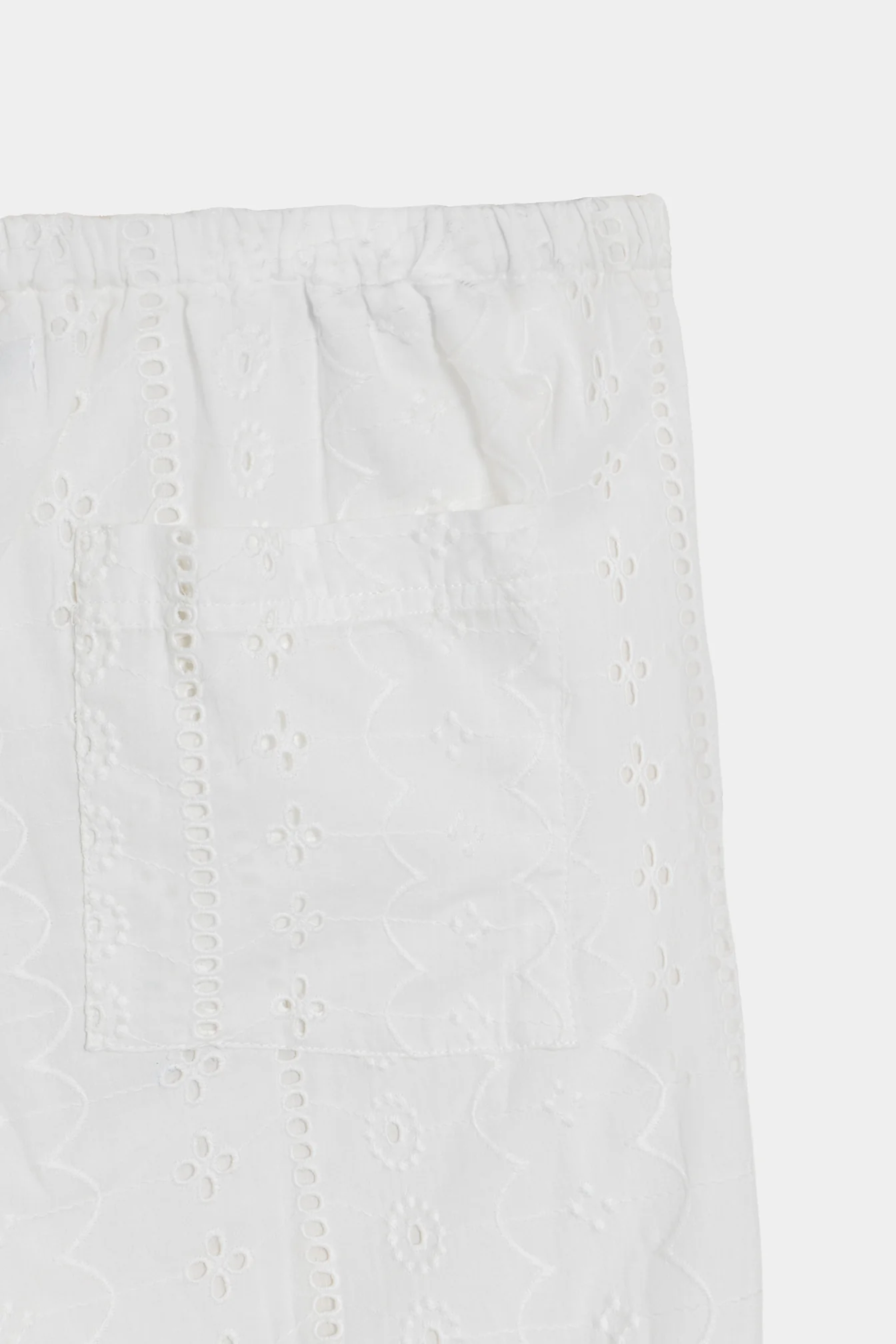 PANTALON BORDADO SUIZO - Image 7