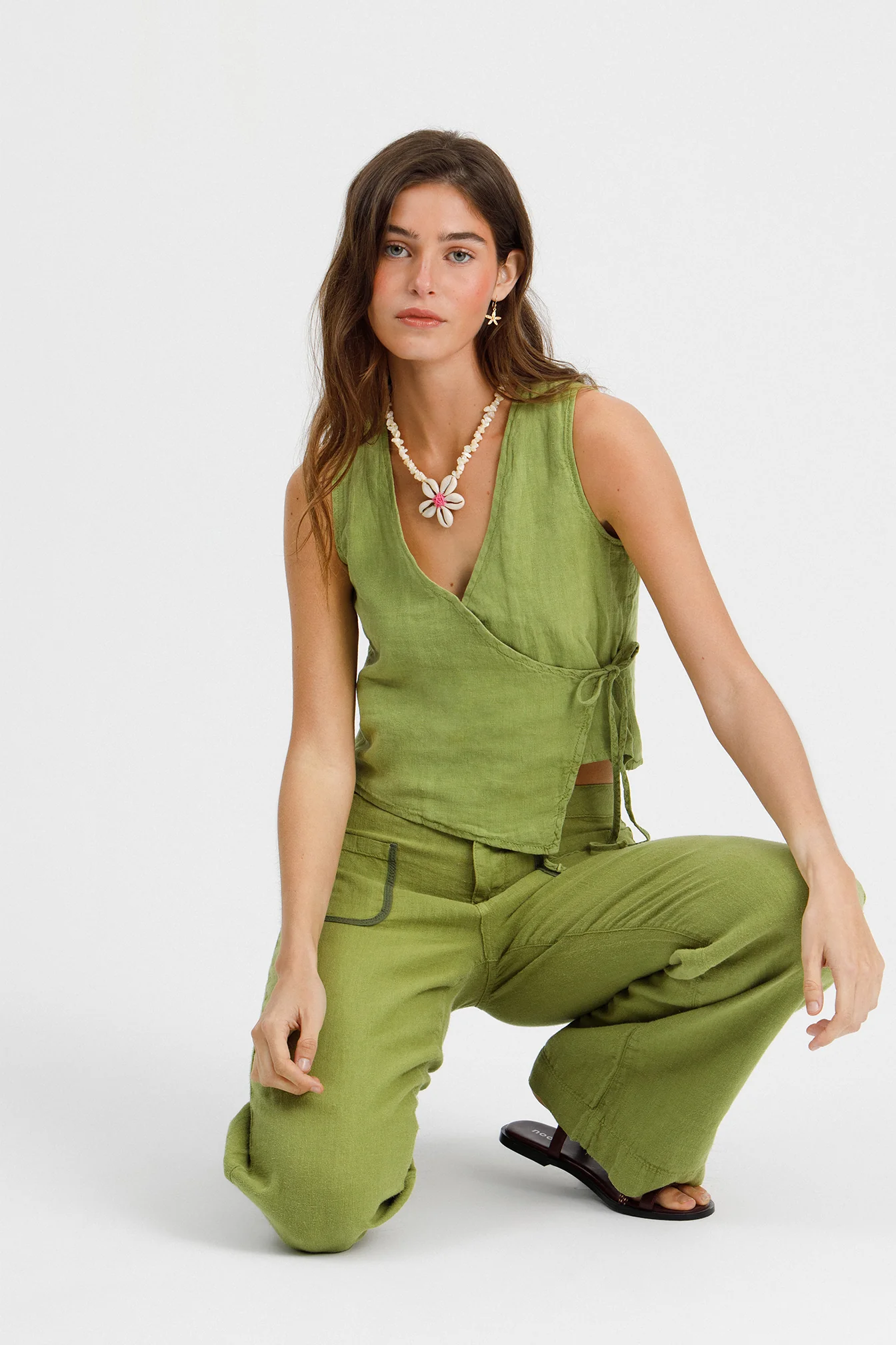 PANTALON LINO BOLSILLOS - Image 15