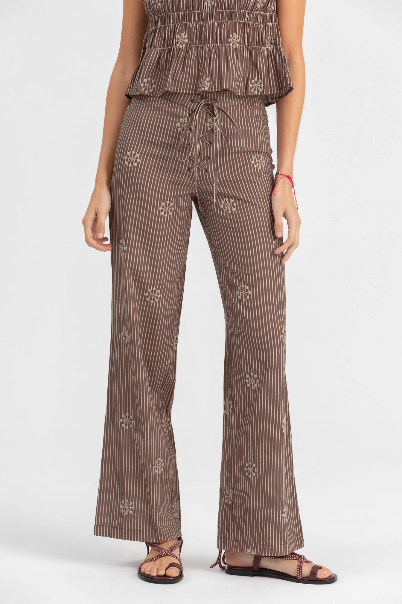 PANTALON RAYAS BORDADO - Image 3