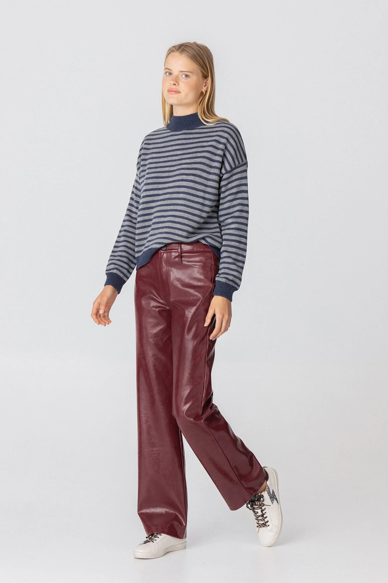 PANTALON RECTO EFECTO PIEL - Image 9