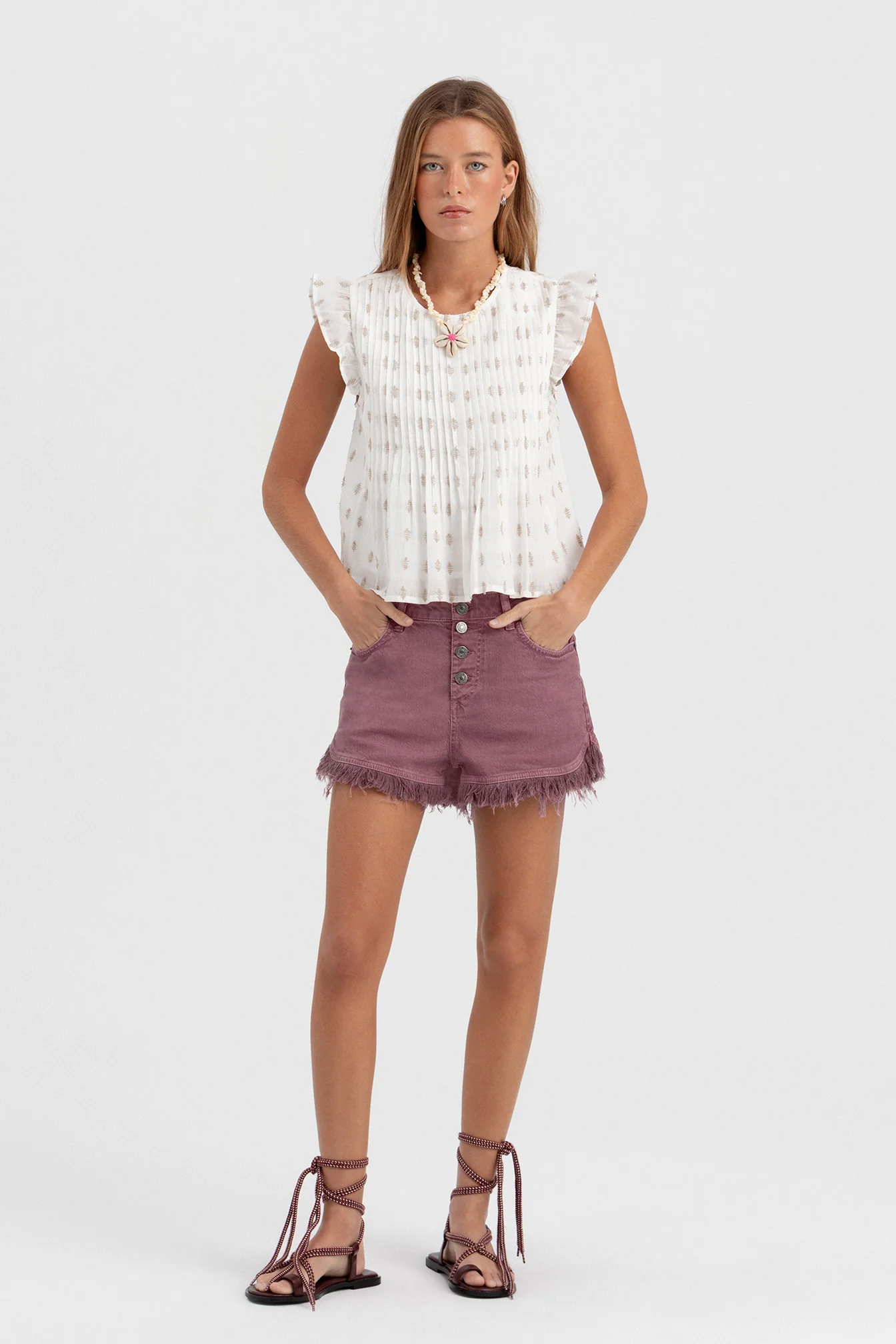 SHORTS BOTONES DESFLECADO - Image 8