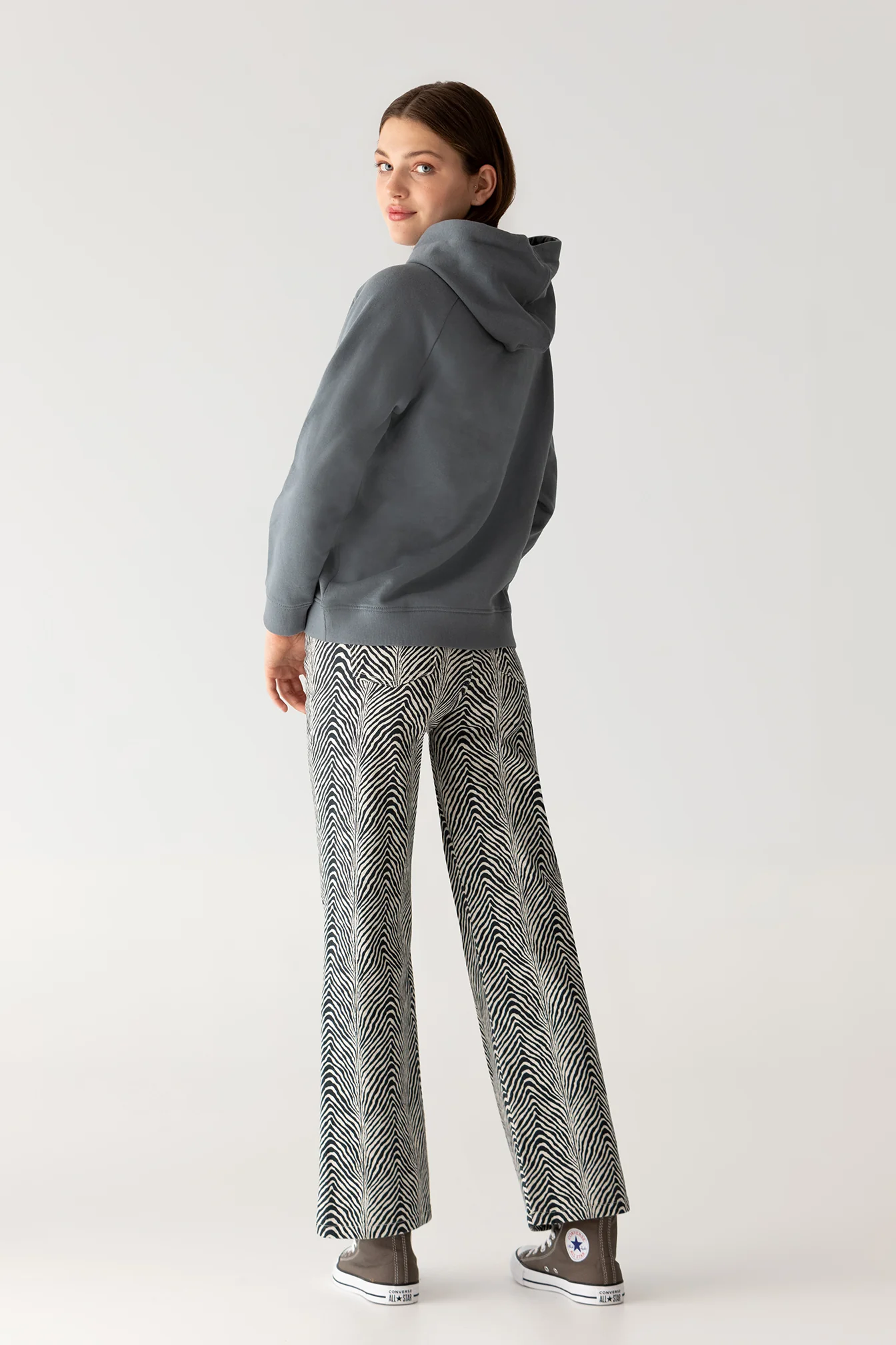 SUDADERA BASIC - Image 7