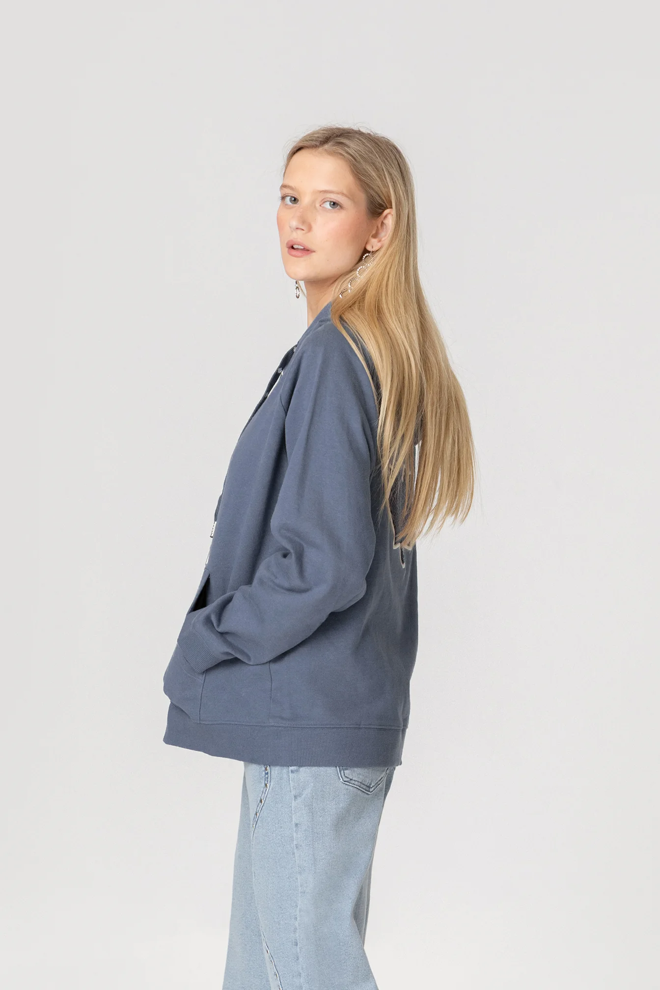 SUDADERA CAPUCHA HOJA - Image 6