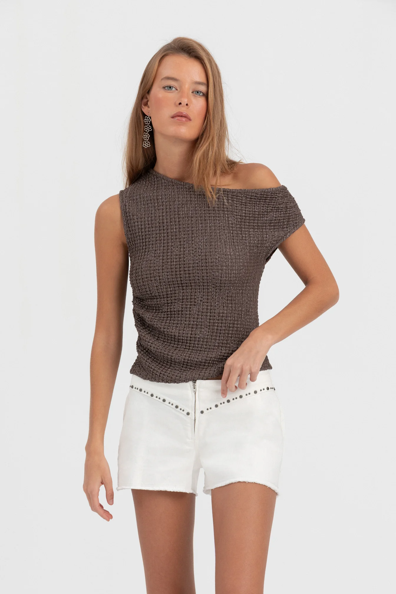 TOP ASIMETRICO TEXTURA LUREX - Image 7