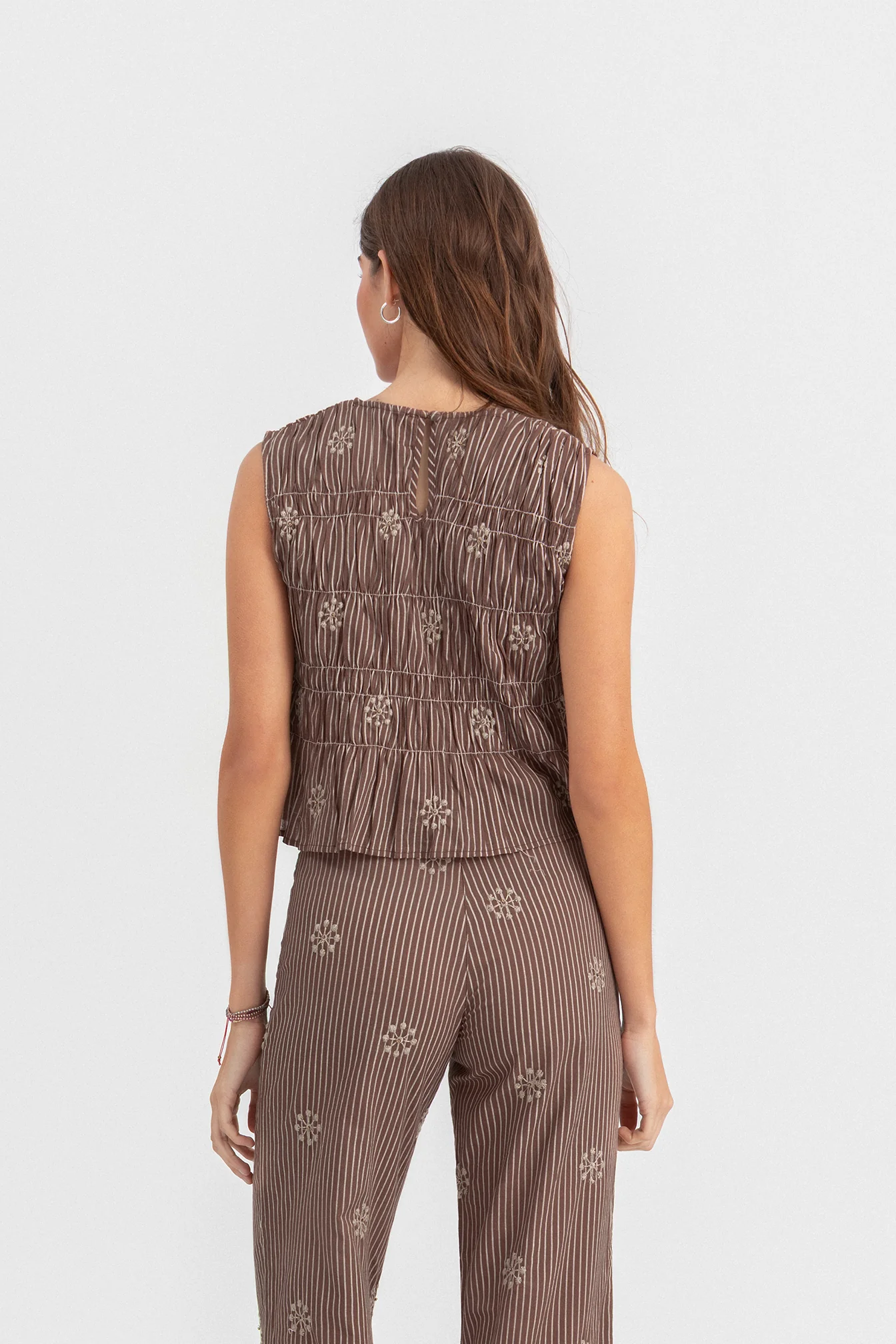 TOP FRUNCES RAYAS BORDADO - Image 6