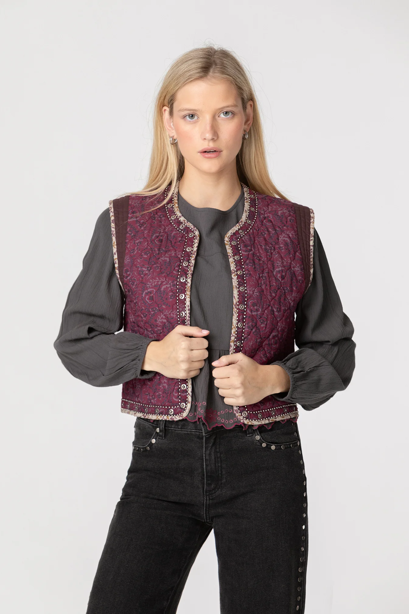 TOP VOLANTES BORDADO - Image 6