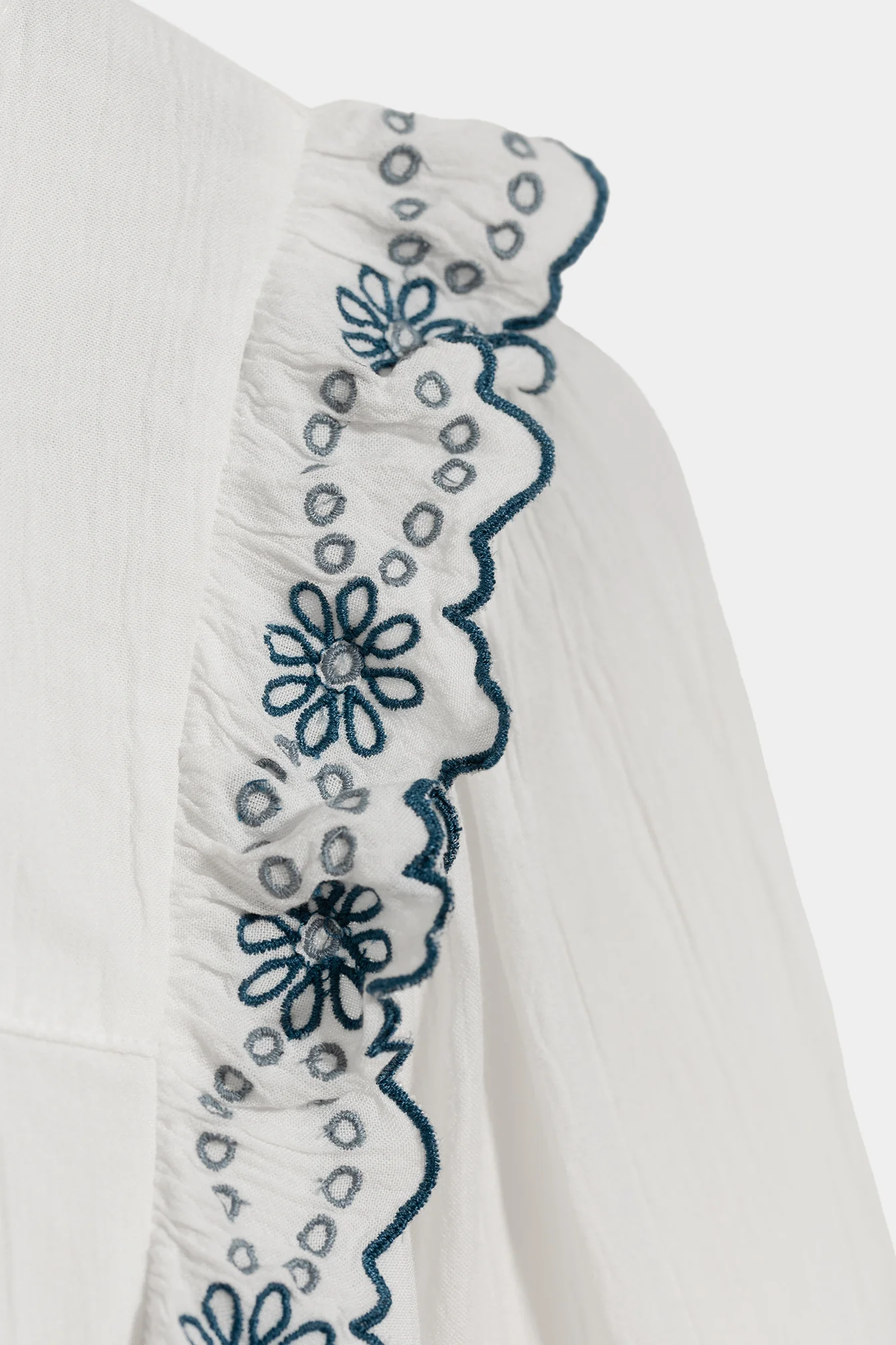 TOP VOLANTES BORDADO - Image 7