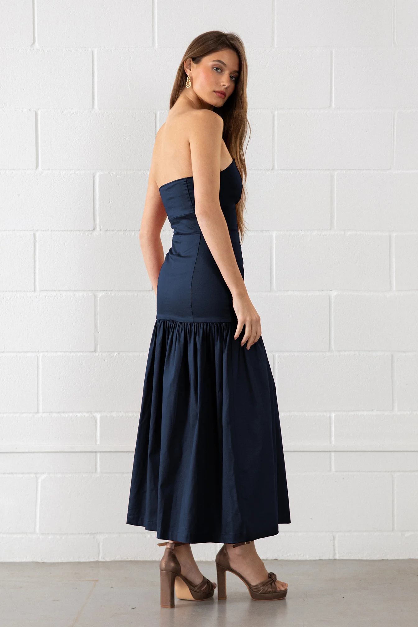 VESTIDO MIDI BANDEAU CLAUDIA - Image 8