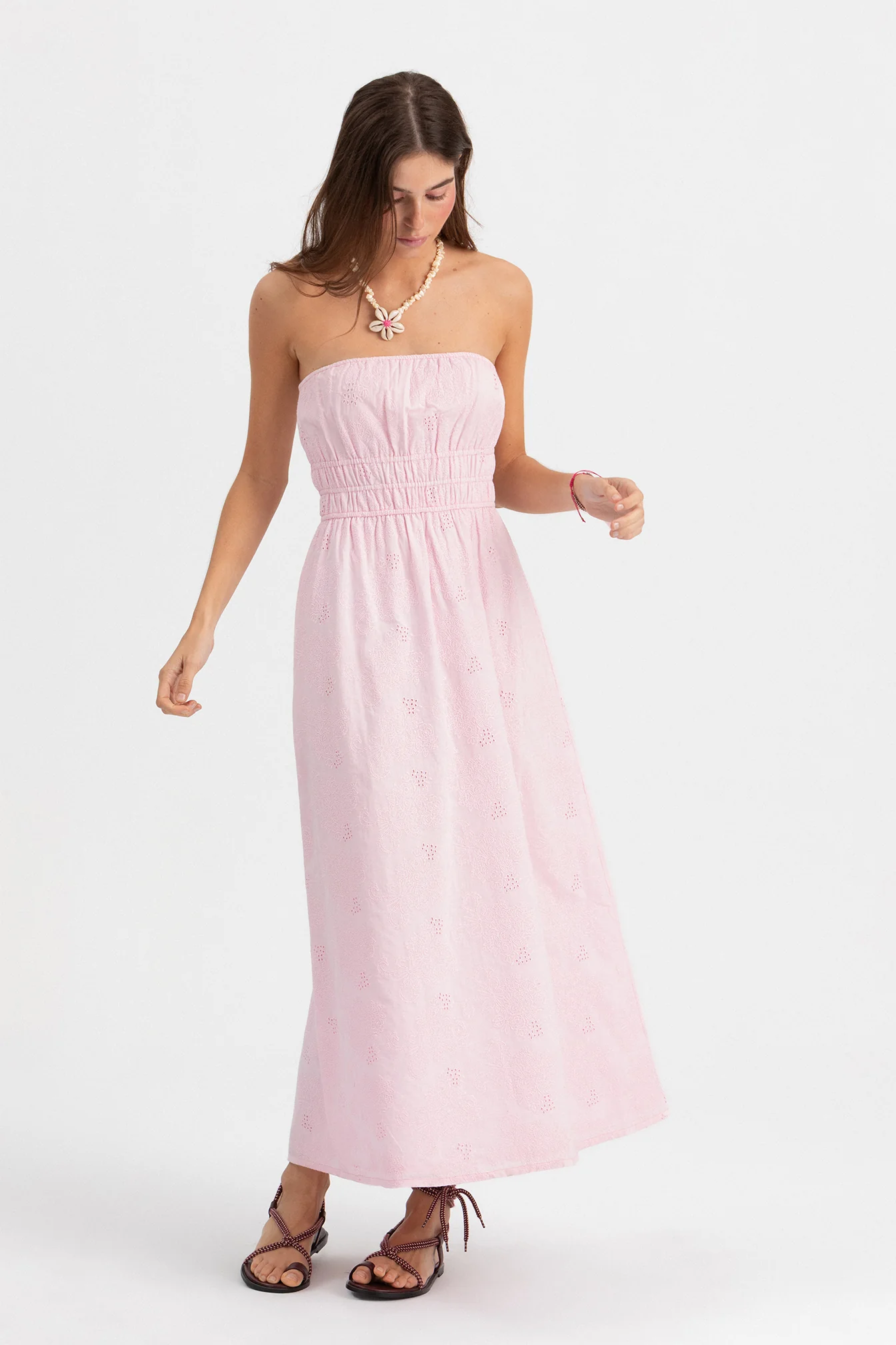 VESTIDO MIDI CALADO