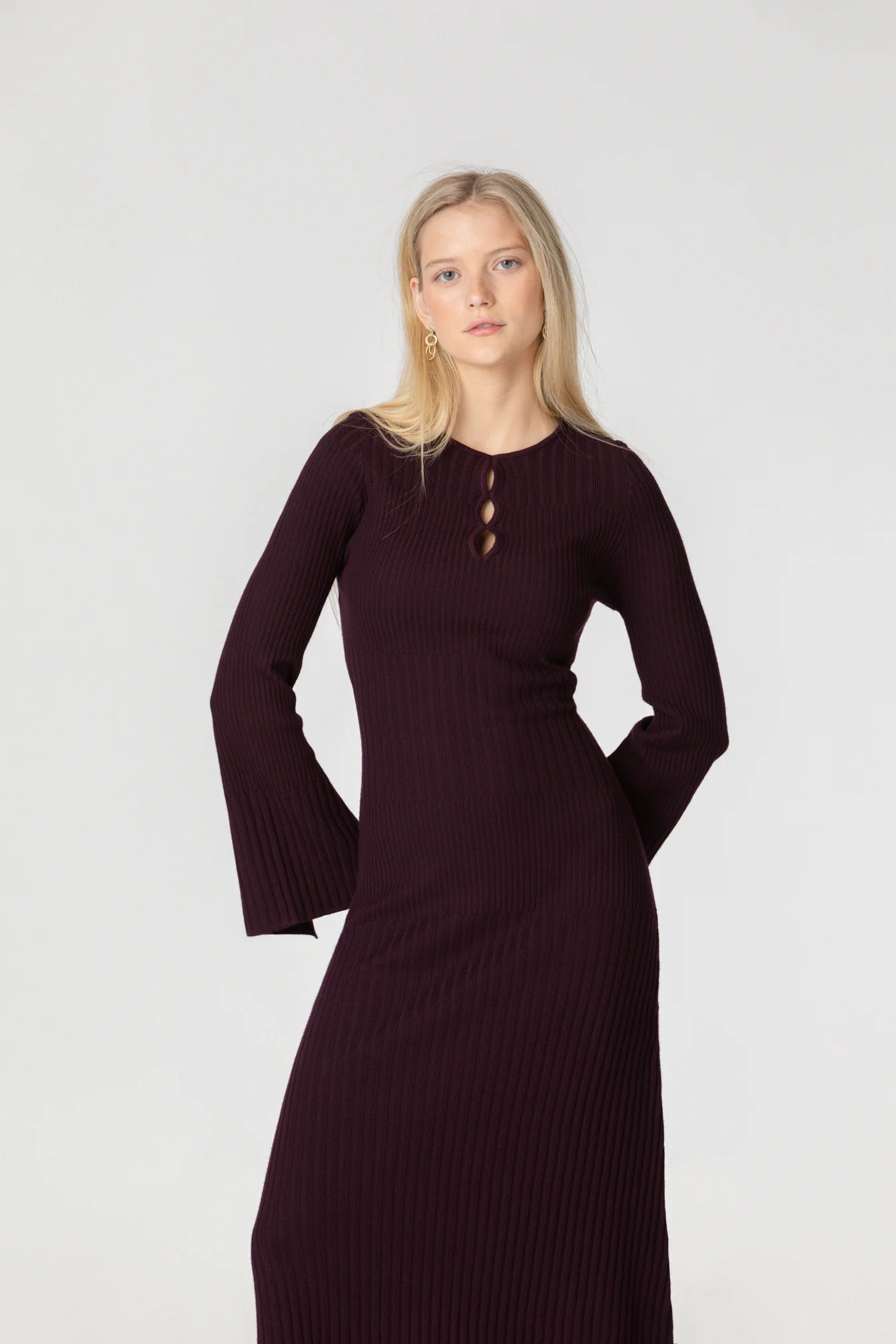 VESTIDO MIDI CUT OUT - Image 7