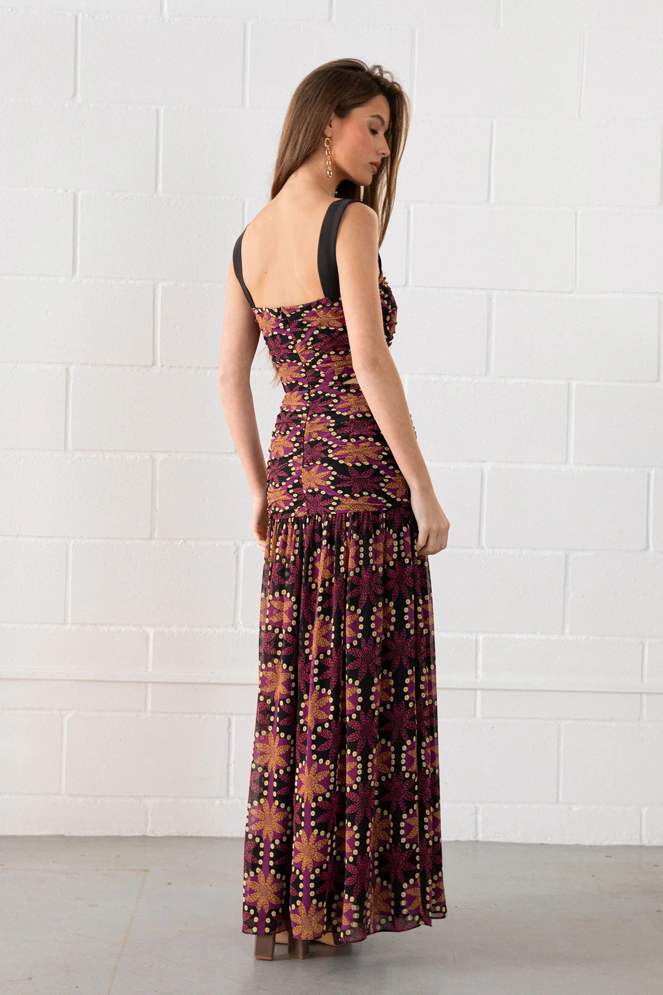 VESTIDO MIDI CUT OUTS MAURA - Image 9
