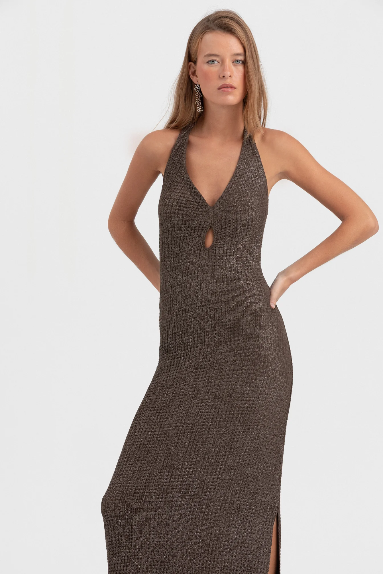 VESTIDO TEXTURA HALTER - Image 8