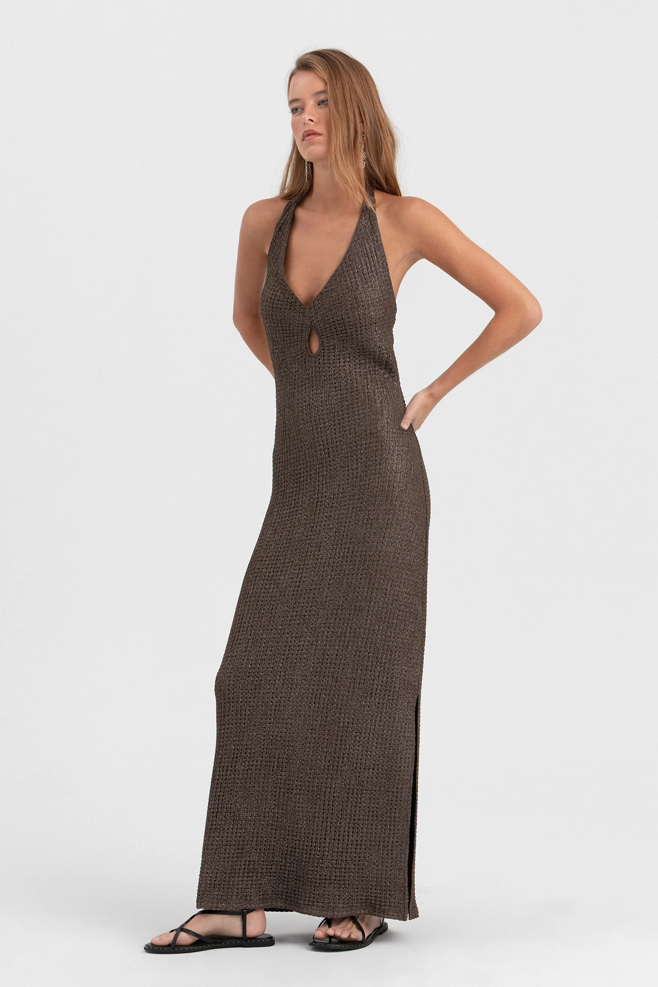 VESTIDO TEXTURA HALTER - Image 9